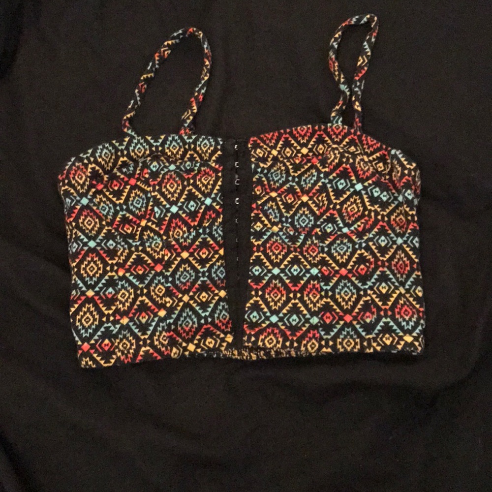 Crop top